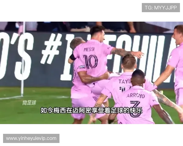 梅西携手巴萨重返诺坎普宣布退役计划，球迷热议未来转型与背后真相