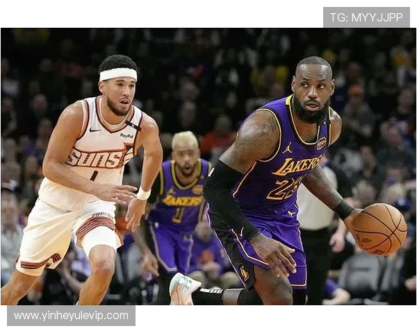 詹姆斯关键三分助湖人逆转太阳迎连胜新高